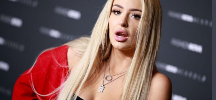 Tana Mongeau Net Worth 2022